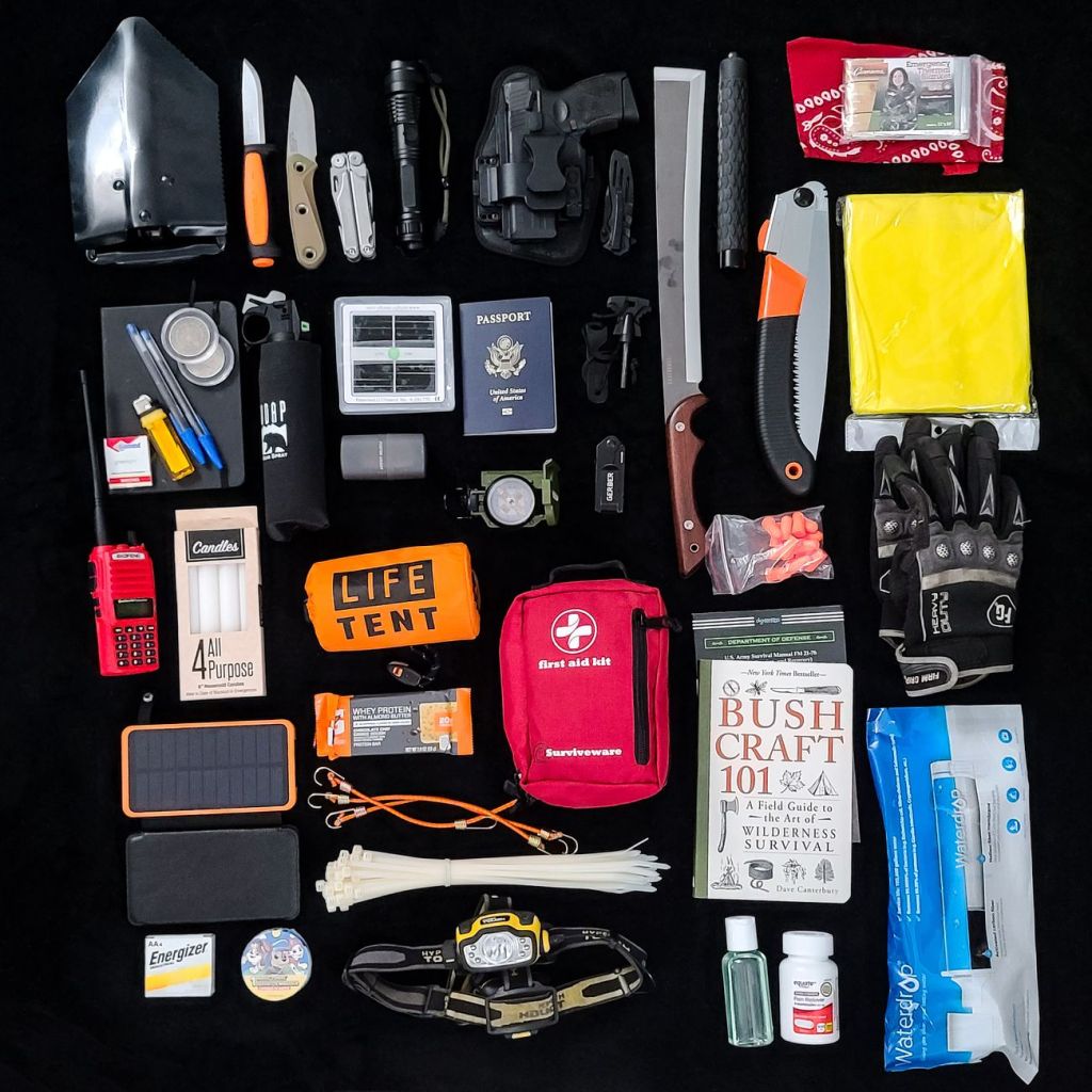 10 Emergency Supplies to Keep at Home Before a Power&nbsp;Outage